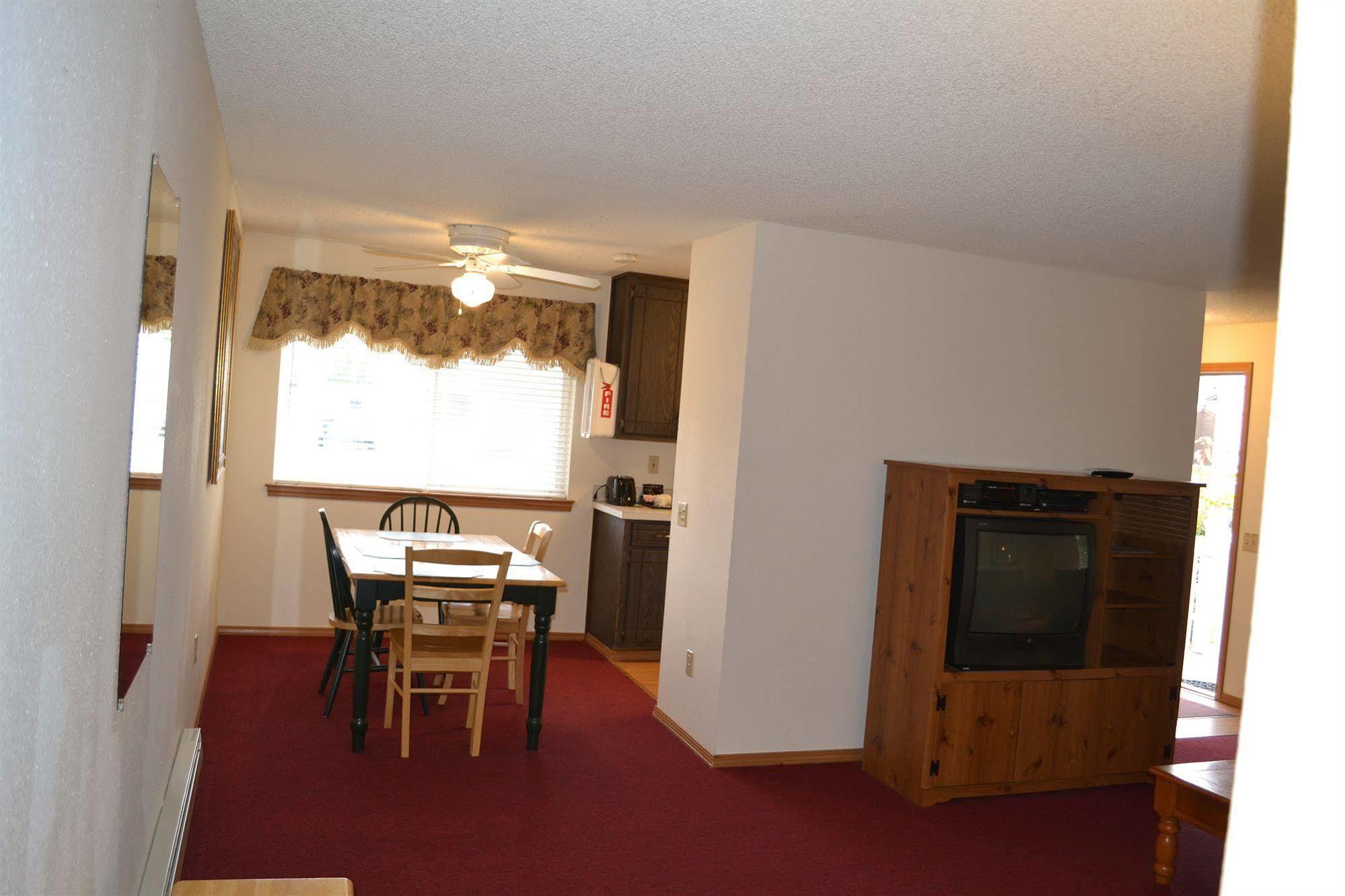 Anaco Bay Inn Anacortes Exterior photo